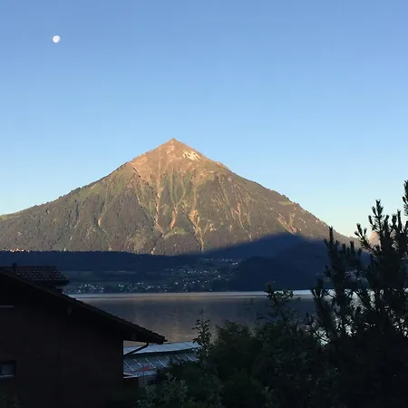 Mon Reve-Chalet Room-Lake Thun & Alpine View