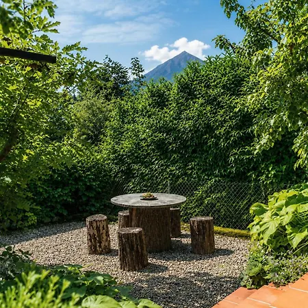 Mon Reve-Chalet Room-Lake Thun & Alpine View Apartment